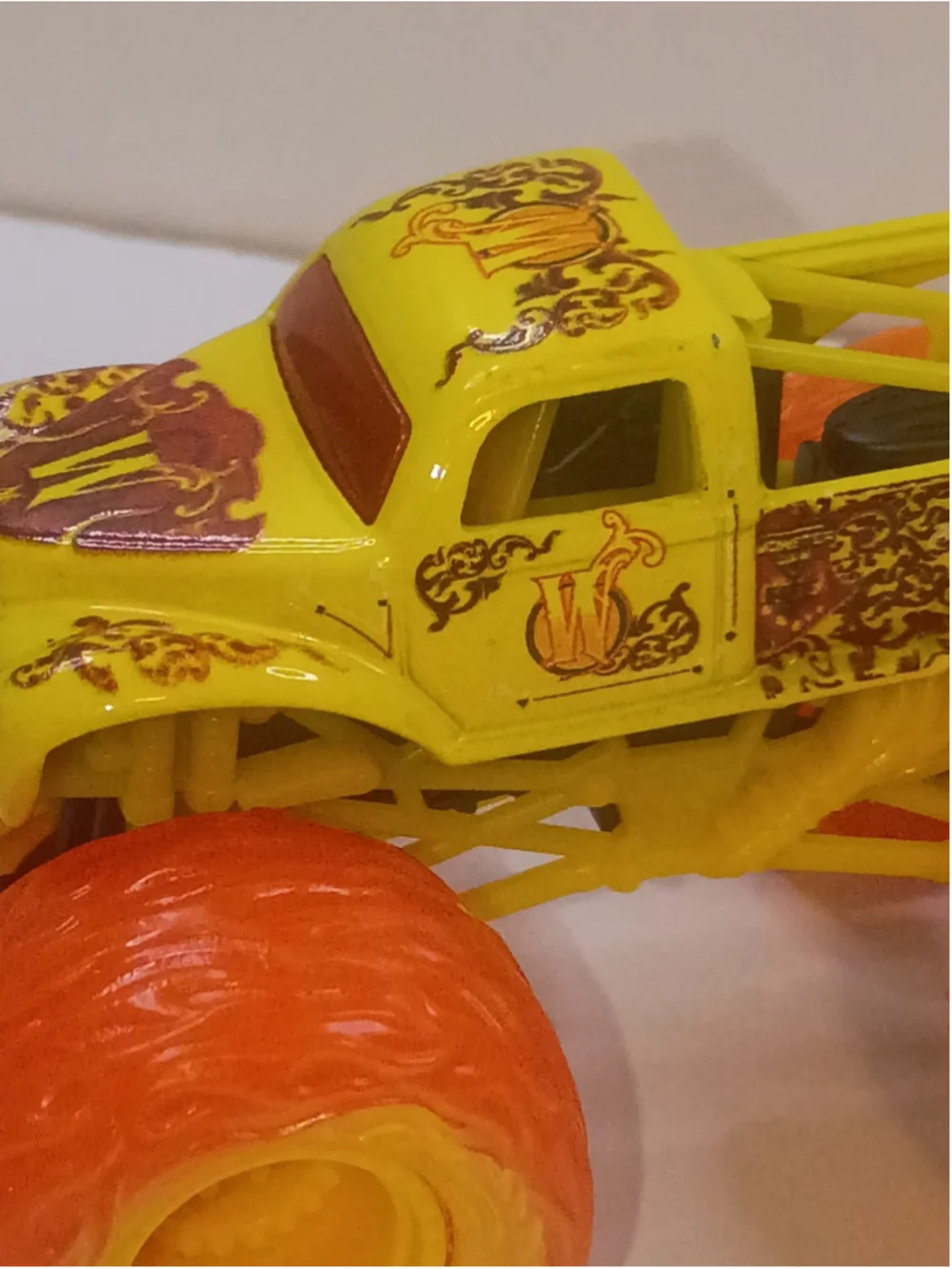 Monster Jam whiplash fire 2024 1:64 scale spin Master series pre-owned